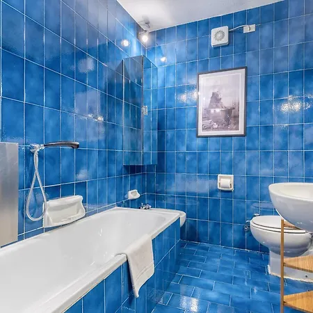 Hostdomus - Skyline Daire *