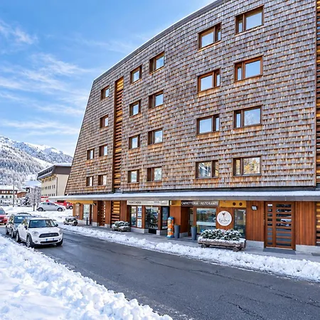 Hostdomus - Skyline Appartement *